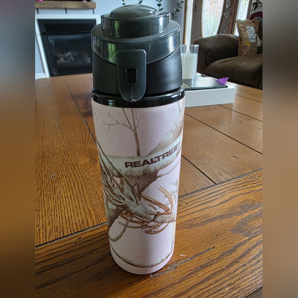 Realtree Camouflage Pink and Brown Tumbler